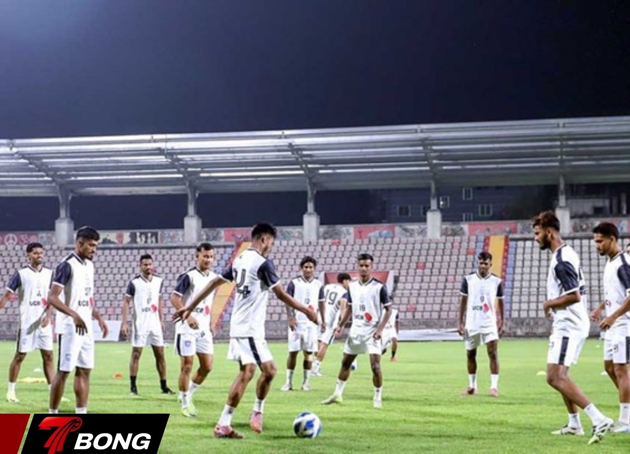 Tuyển Bangladesh đã có mặt tại Việt Nam